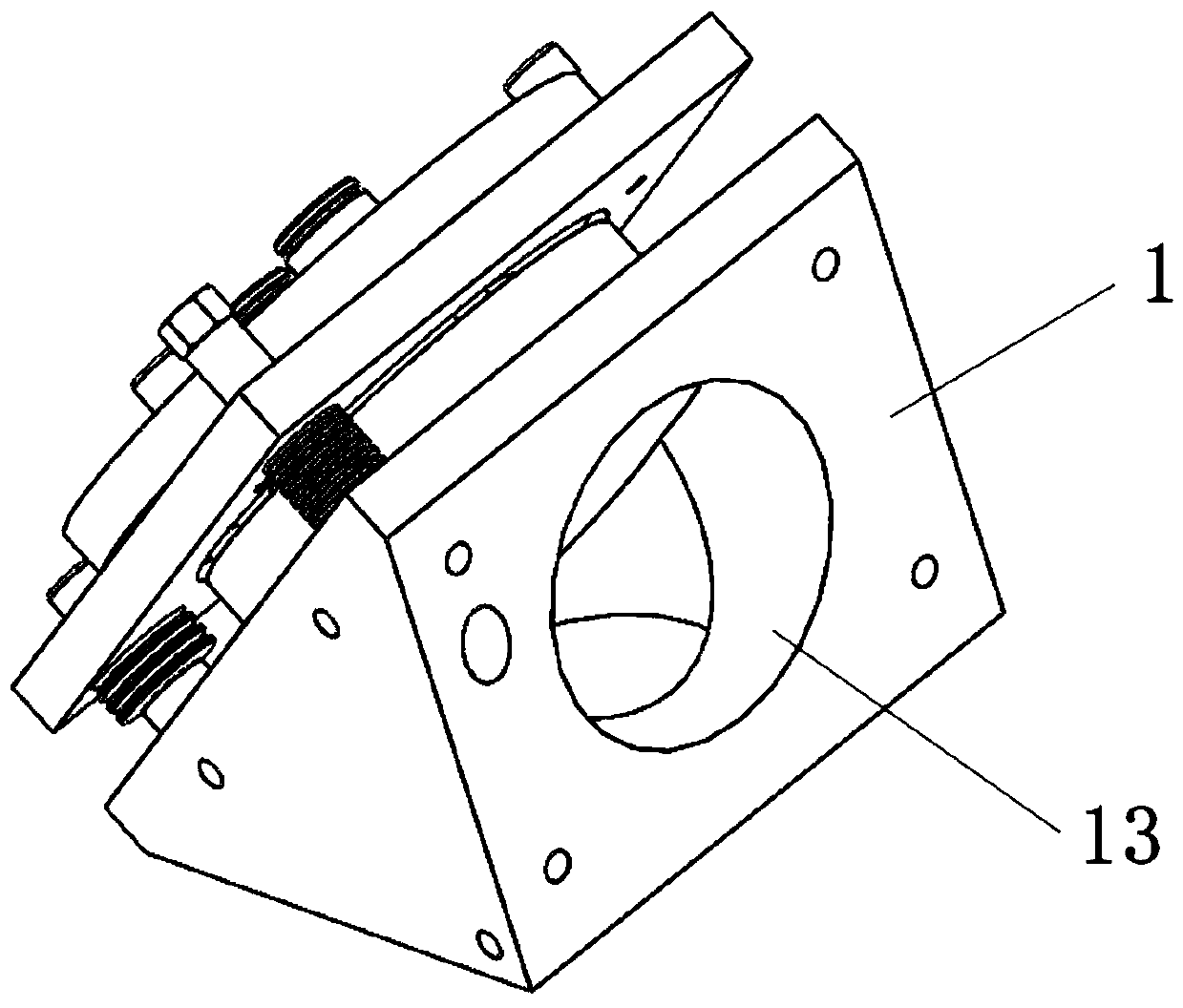 Reflector adjusting mechanism used on laser cutting machine