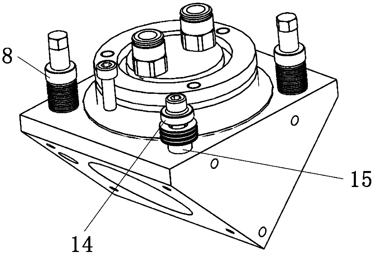 Reflector adjusting mechanism used on laser cutting machine