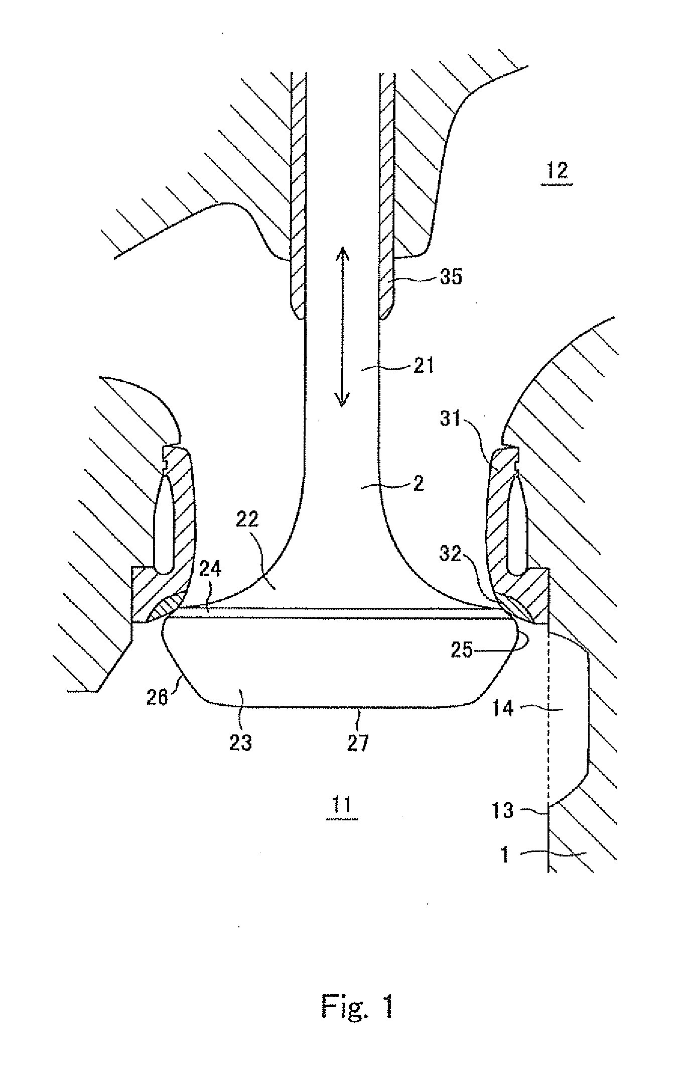 Four-stroke internal combustion engine and exhaust valve