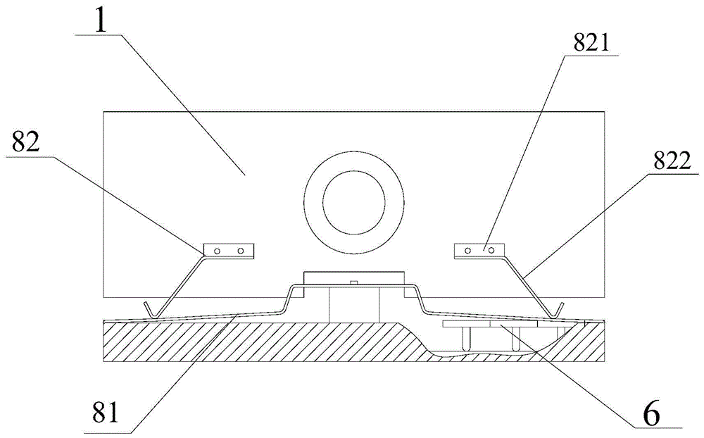 Hollow capsule preparation device with improved glue dipping machine and mold bar guide mechanism