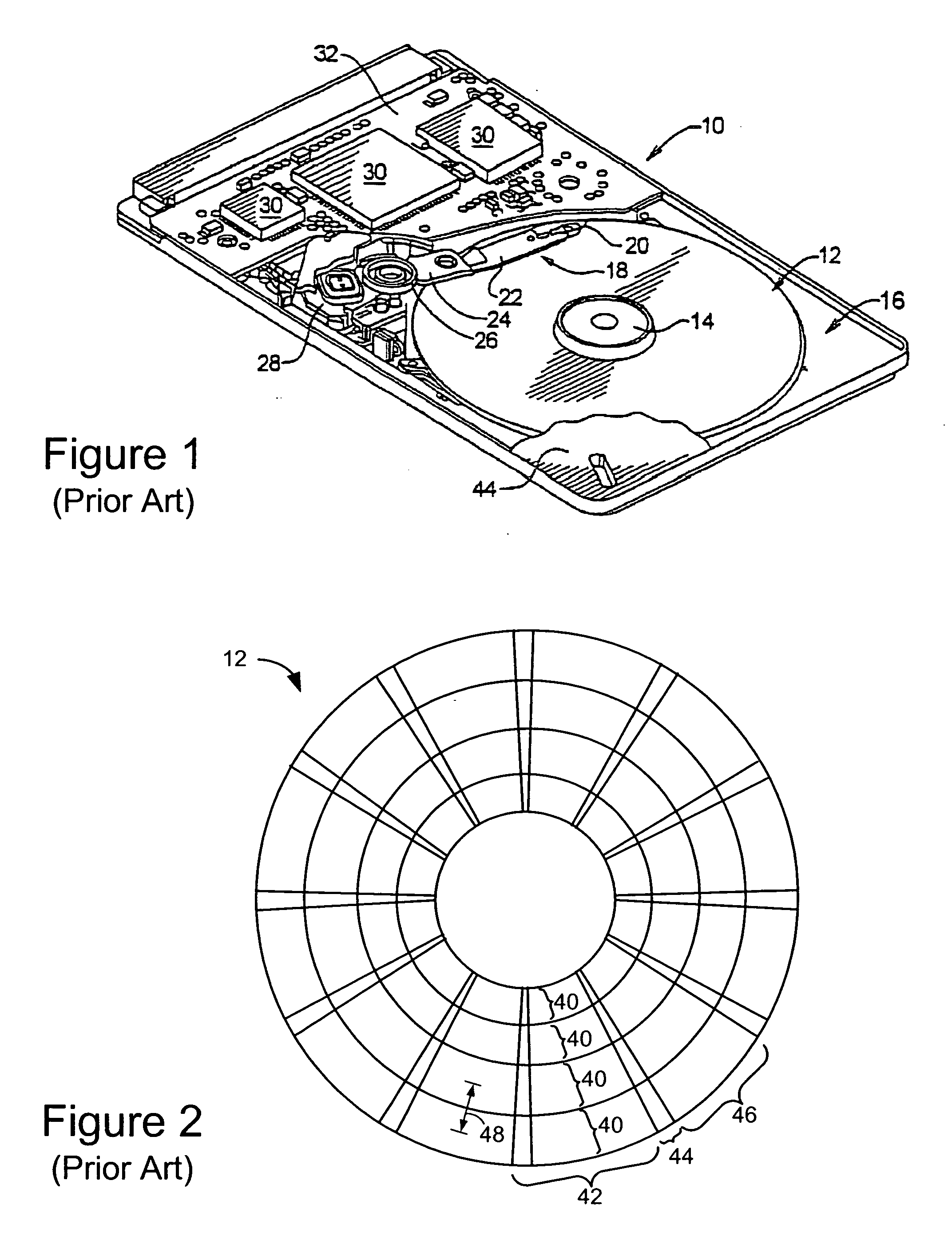 Disk drive that compensates for track radial pitch variation and methods thereof