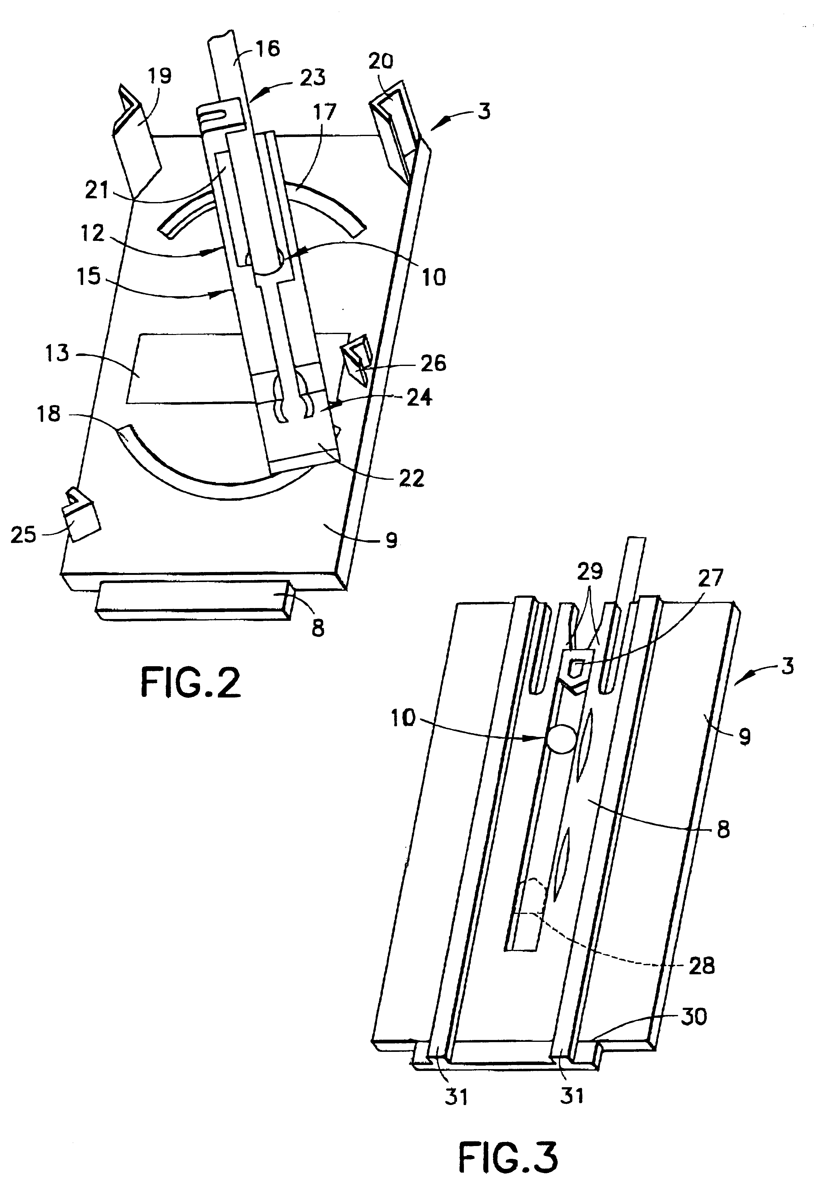 Feed device intended for mounting in a fuel tank