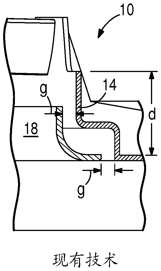 Engine cooling fan housing shroud with unobstructed outlet