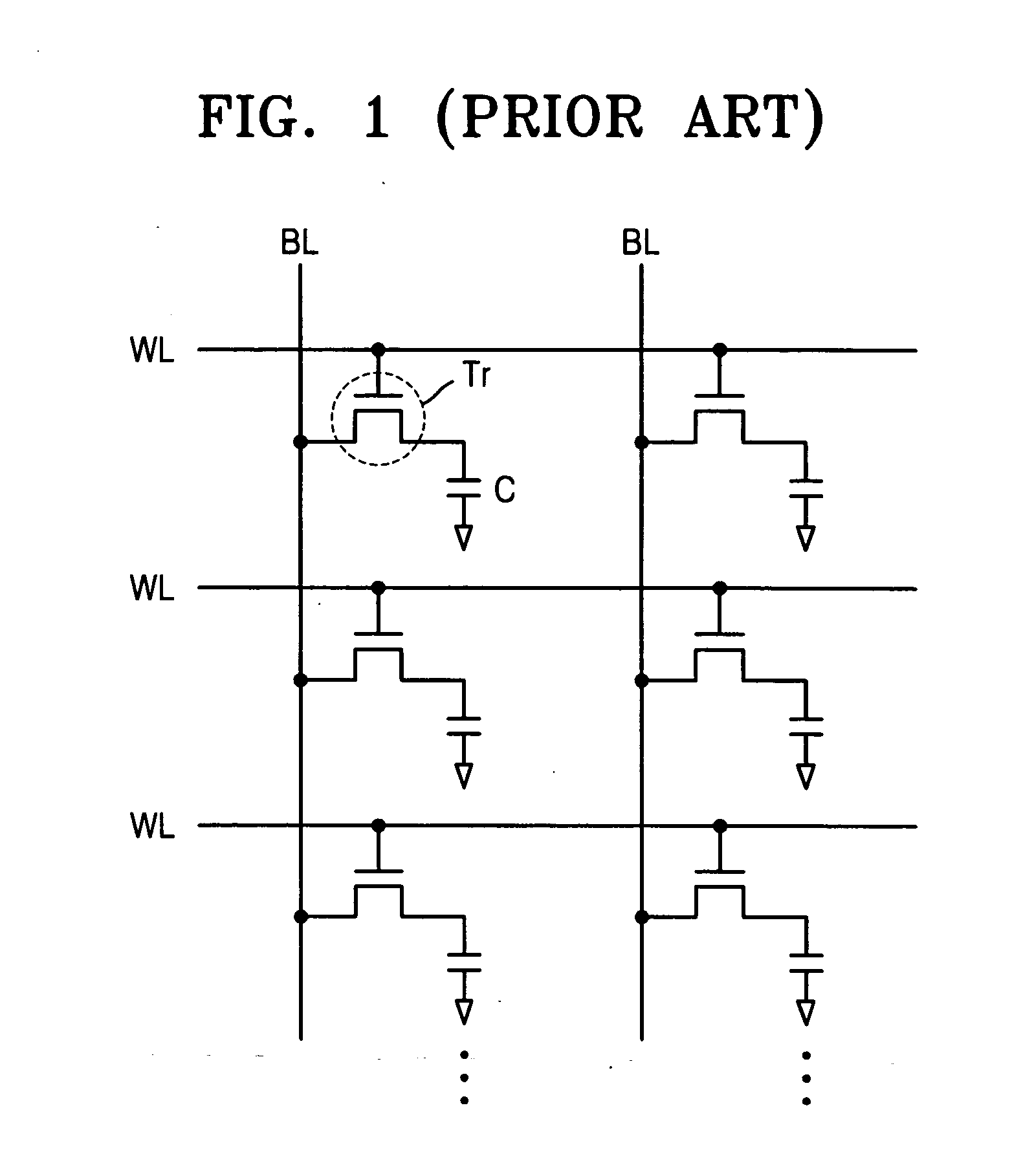 Memory devices with memory cell transistors having gate sidewall spacers with different dielectric properties and methods of fabricating the same