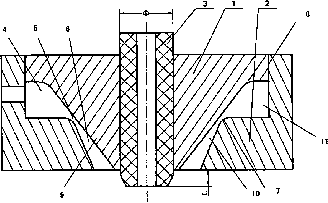 Atomizing nozzle for efficiently preparing fine metal and alloy powder