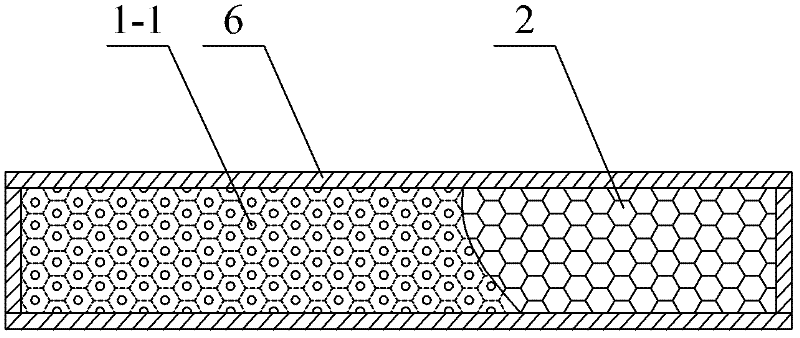 Variable cross-section perforated double-layer sandwich broadband sound-absorbing panel