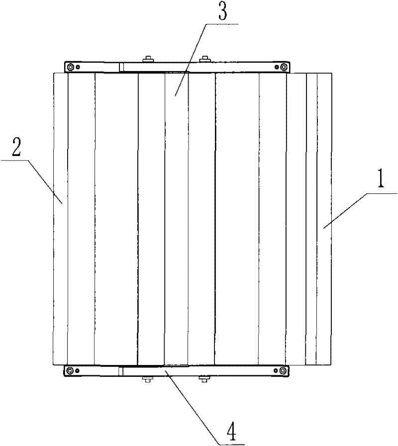Injection mould with ejection and linkage mechanisms