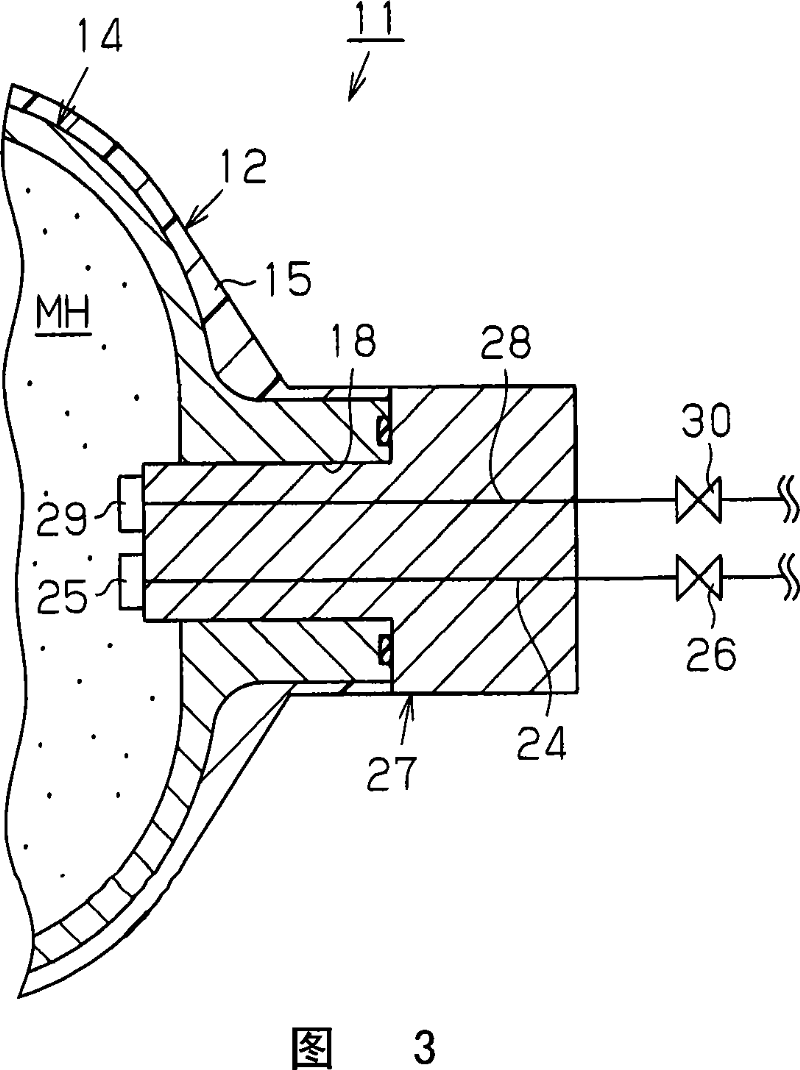 Hydrogen storage tank and replacement method for on-off valve