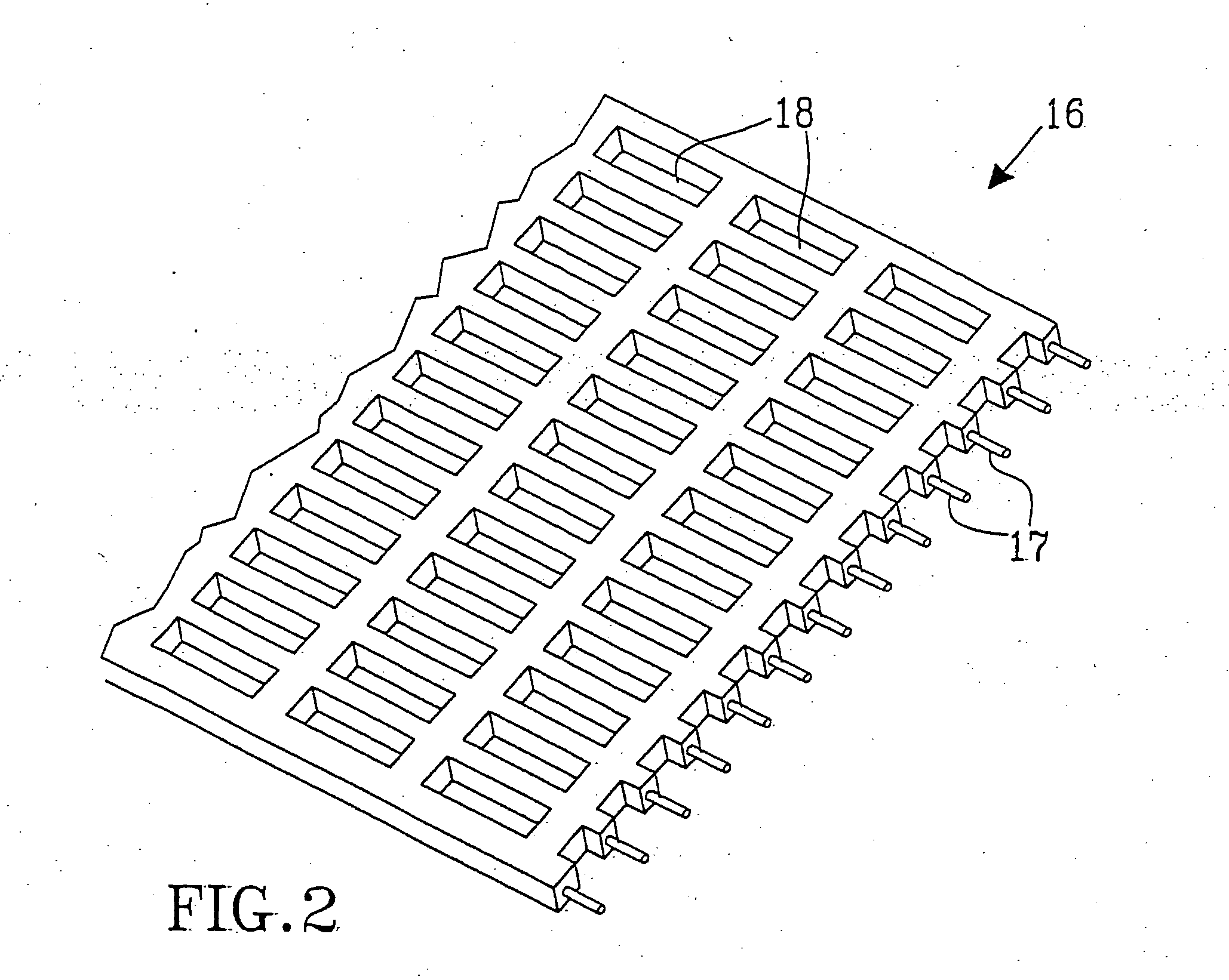 Hydraulically entangled nonwoven material and method for making it