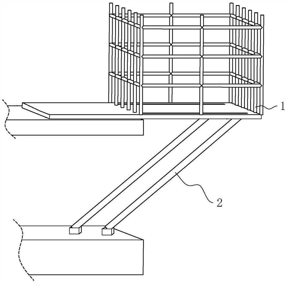 Large cornice scaffold for high-rise building
