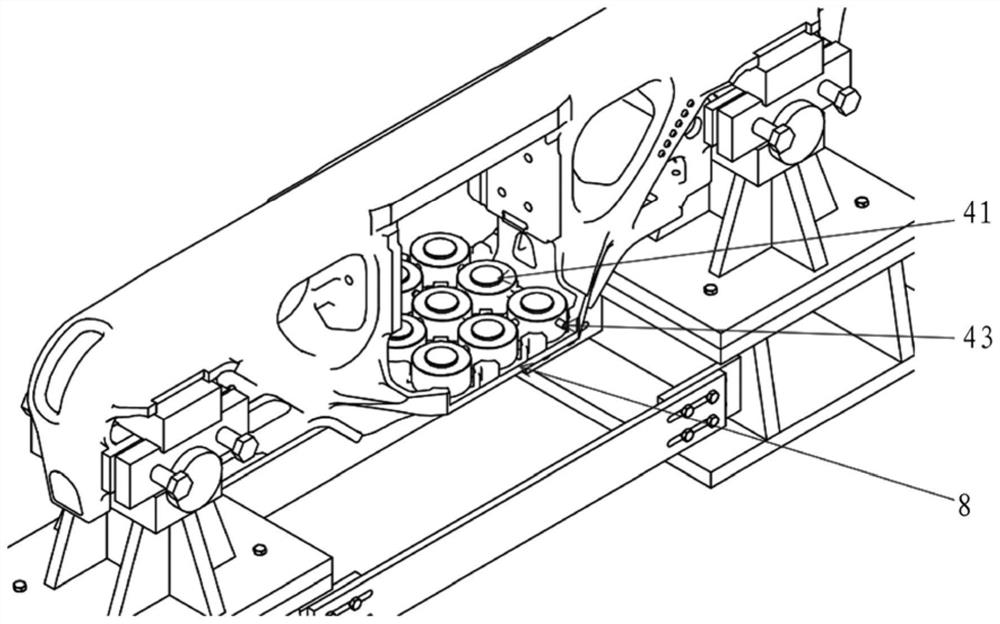 Loading device for fatigue test of railway freight car bogie side frame