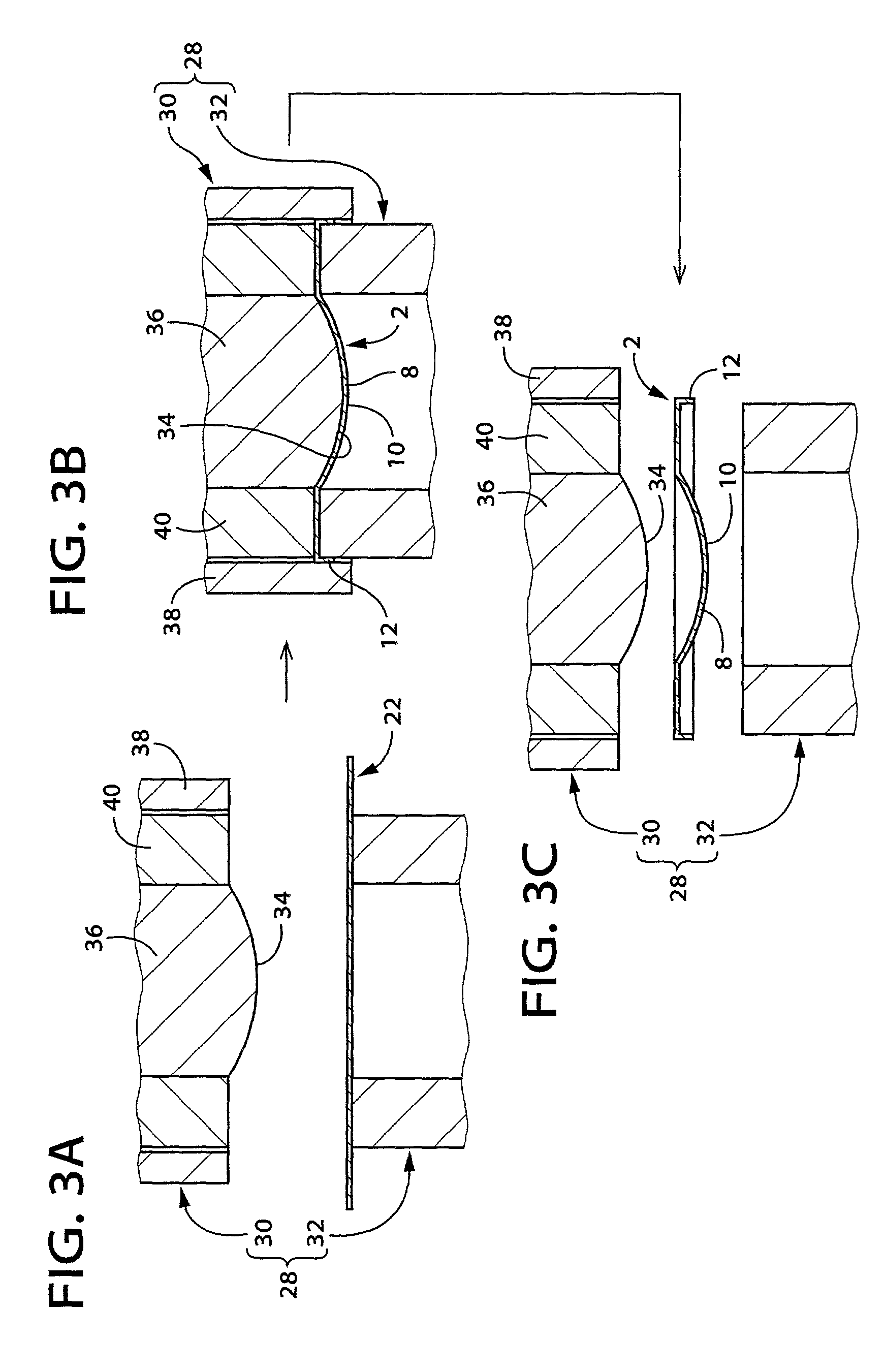 Mold assembly for forming ophthalmic lens or lens blank and method of producing the same using the mold assembly