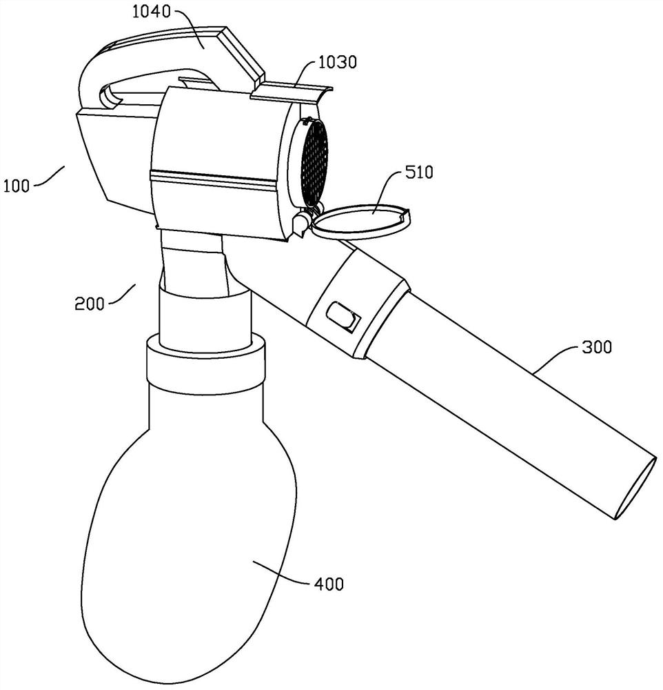 Air blowing and suction conversion device and air blowing and suction fan