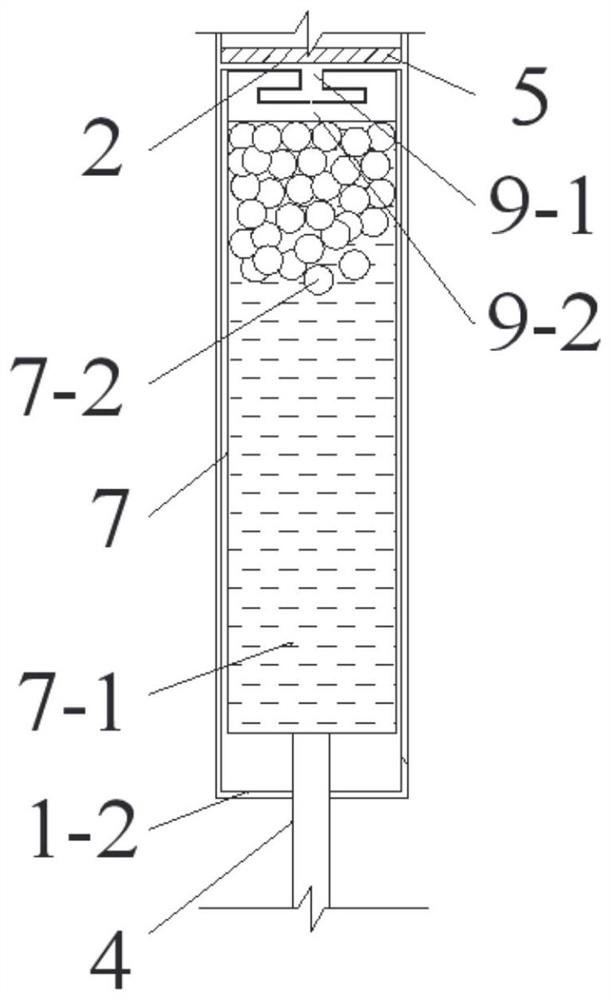 A composite galloping restraint spacer with variable damping grip