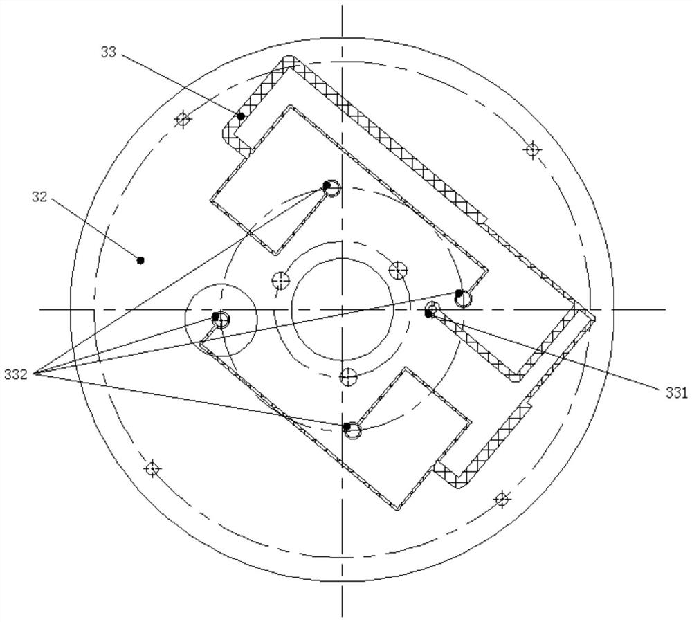 High-power wide-beam circularly polarized antenna with lightning protection function