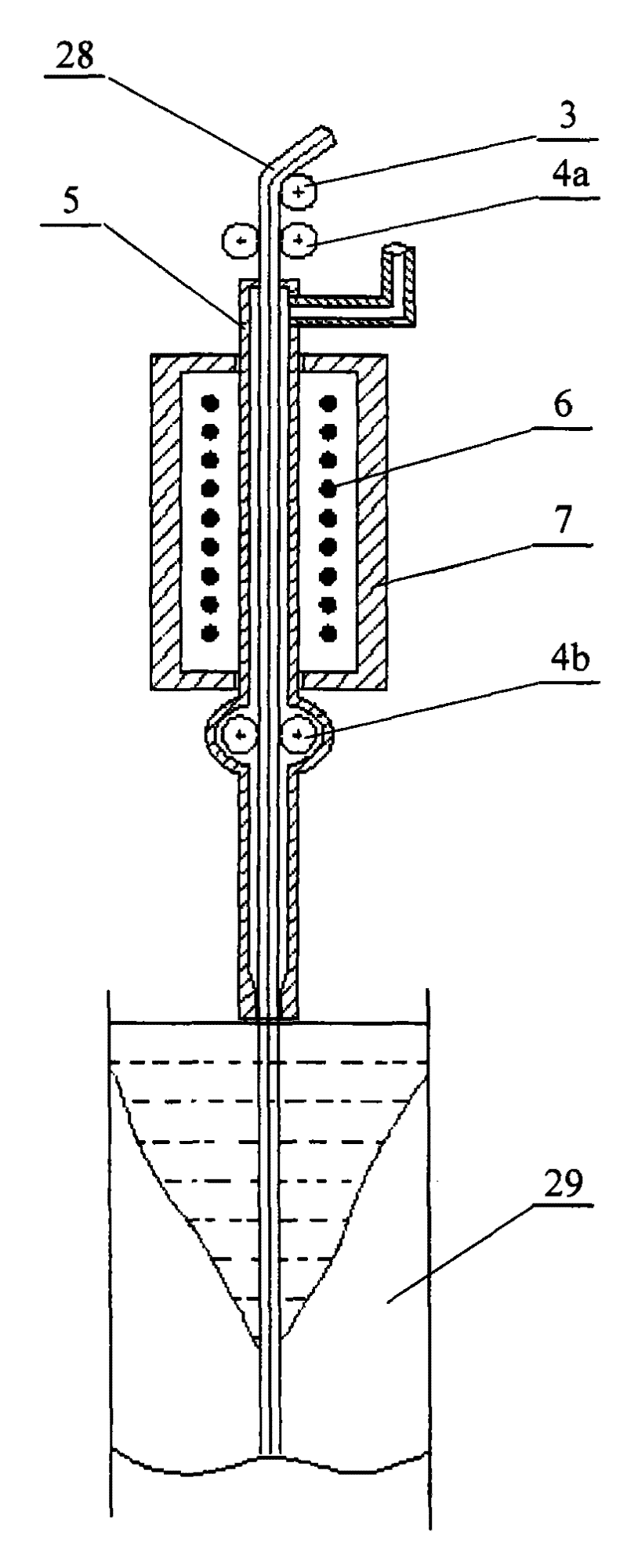Solid-liquid phase continuous compounding device for stainless steel compound plate slabs