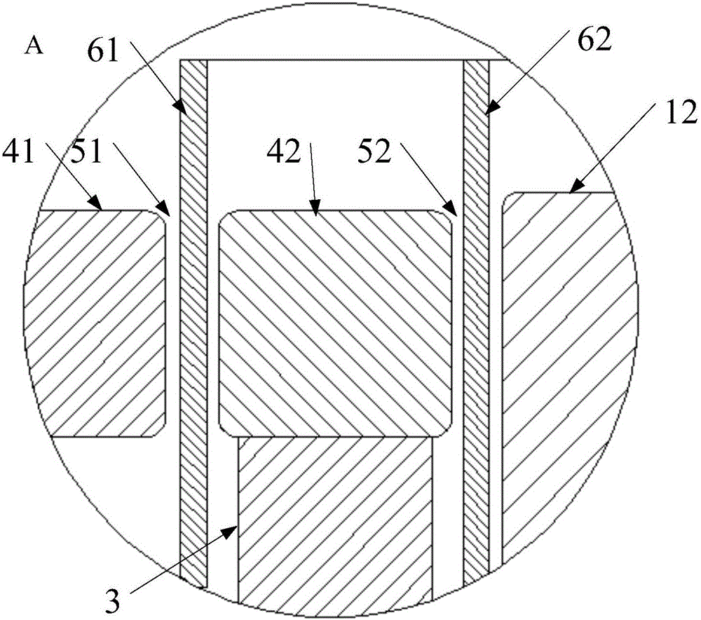 Dual-magnetic-gap magnetic path system and loudspeaker with same