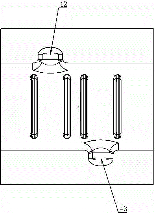 Forming machining mold for vehicle exhaust system thermally-insulated shield