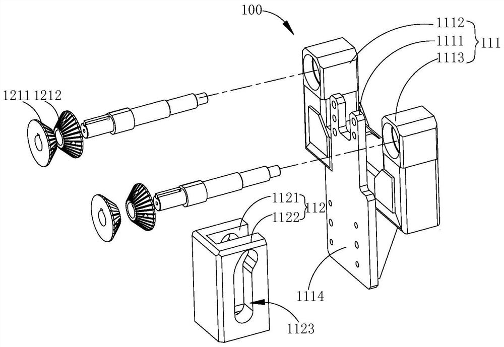 Rebar transfer executing mechanism and rebar transfer device