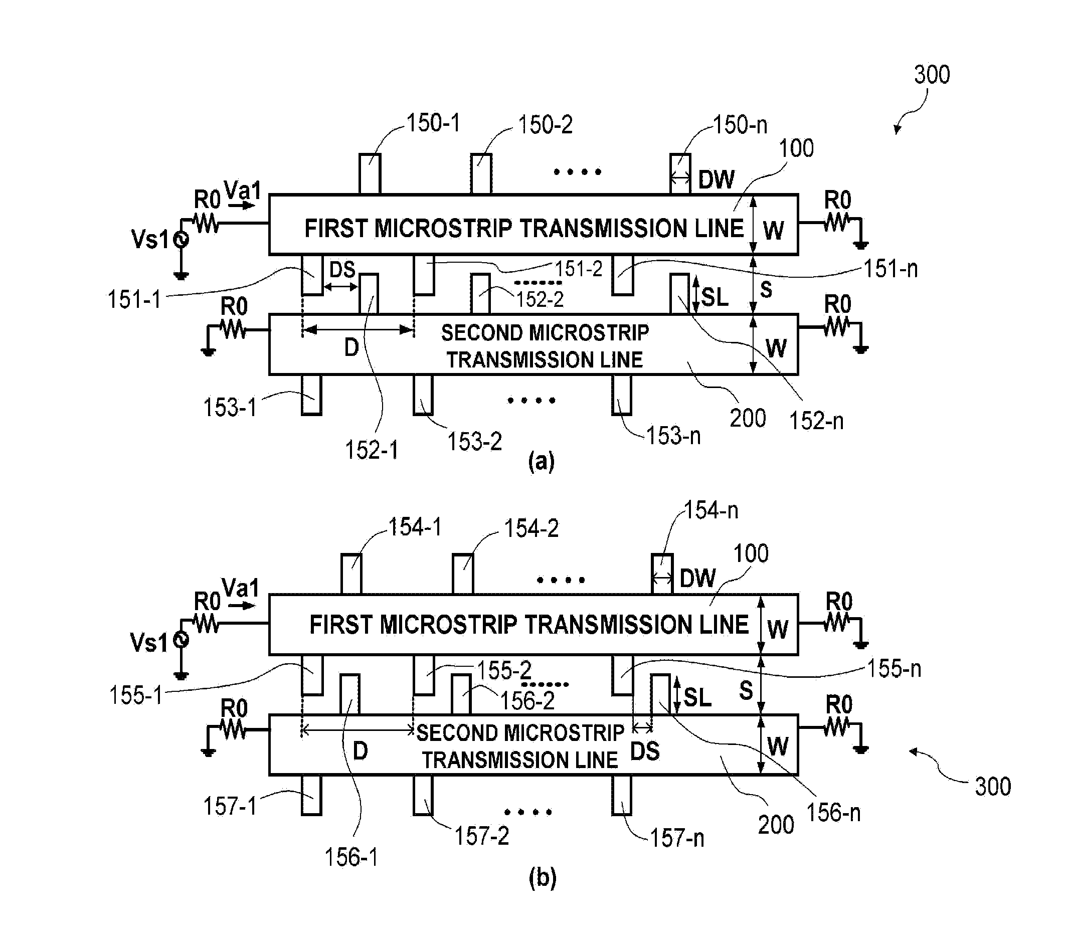 Mictostrip transmission line structure with vertical stubs for reducing far-end crosstalk