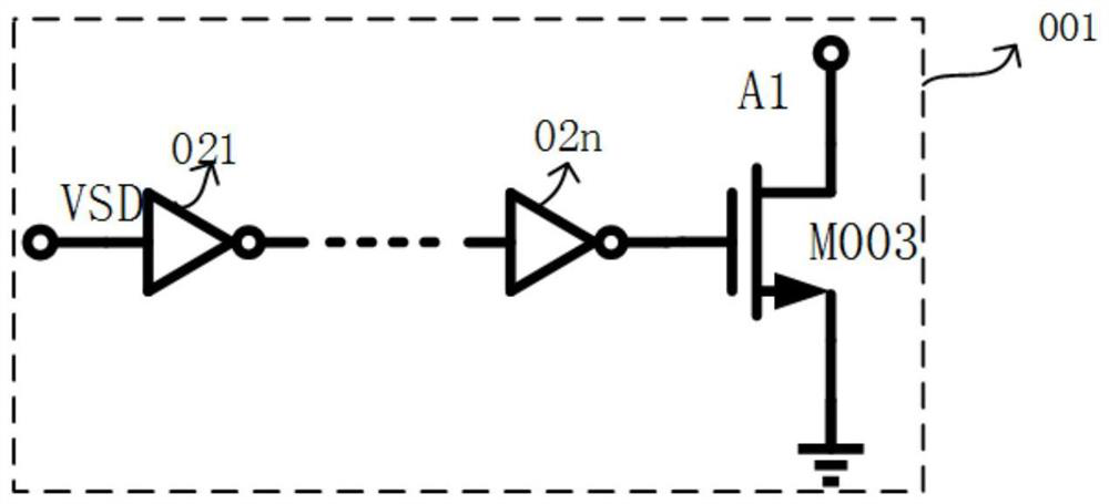 Low noise amplifier and base station radio frequency front end