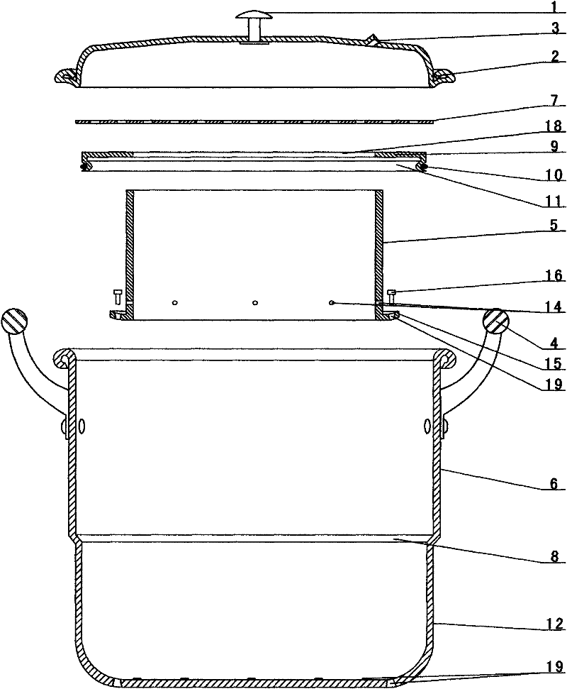 Steaming boiler with built-in water container capable of generating steam quickly