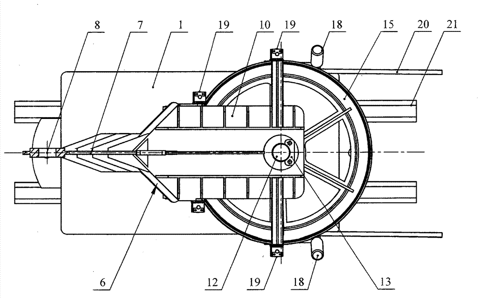 Movable pulley traction connecting device used for inclined drift transportation heavy equipment