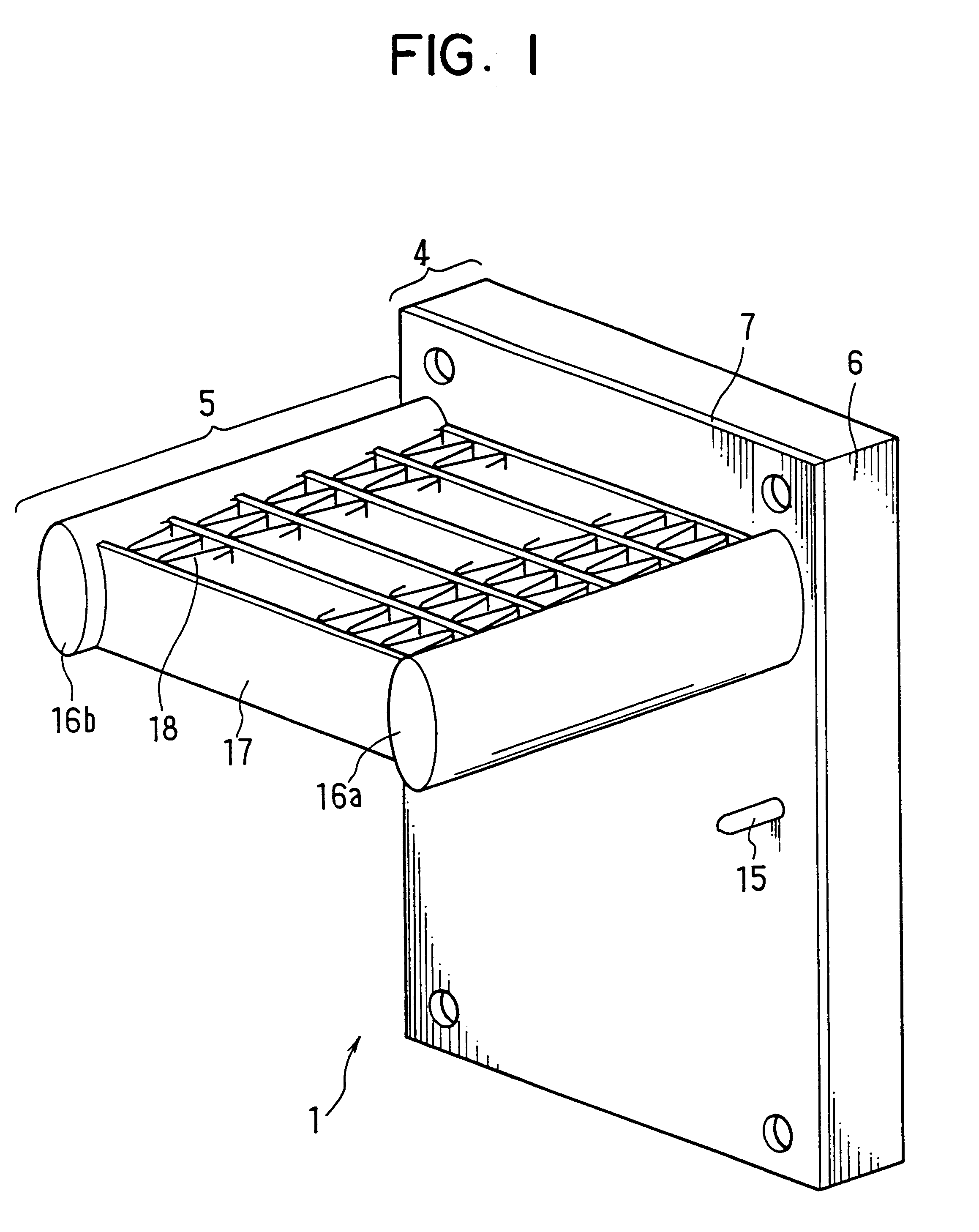 Cooling apparatus using boiling and condensing refrigerant