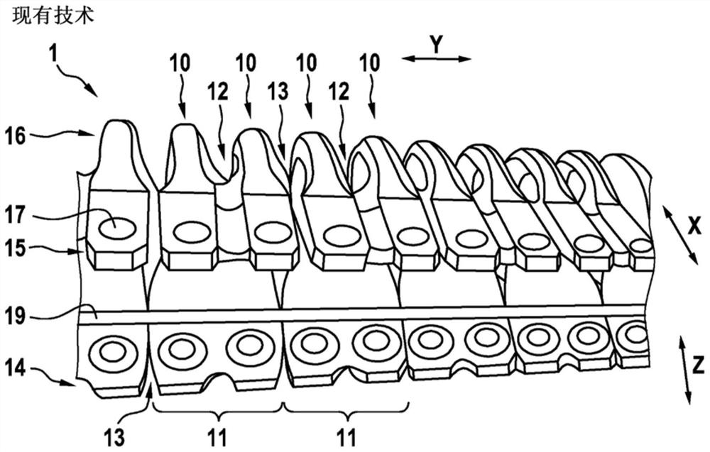 Hook connector arrangement for conveyor belt and conveyor belt having same