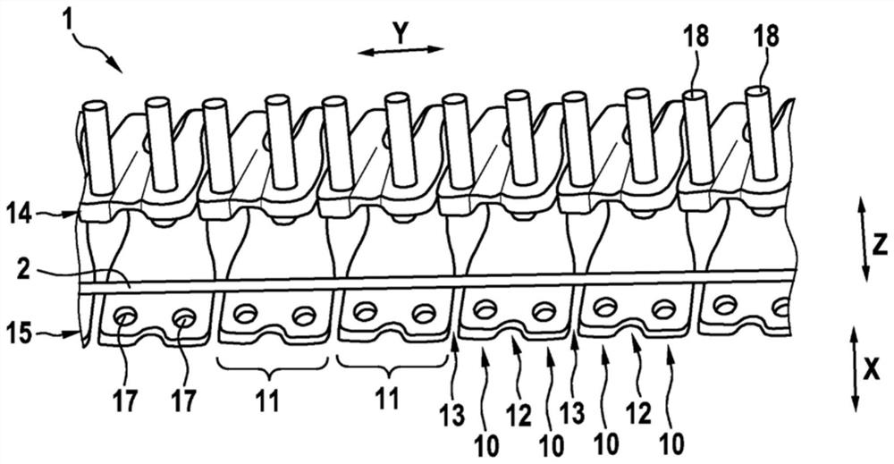 Hook connector arrangement for conveyor belt and conveyor belt having same