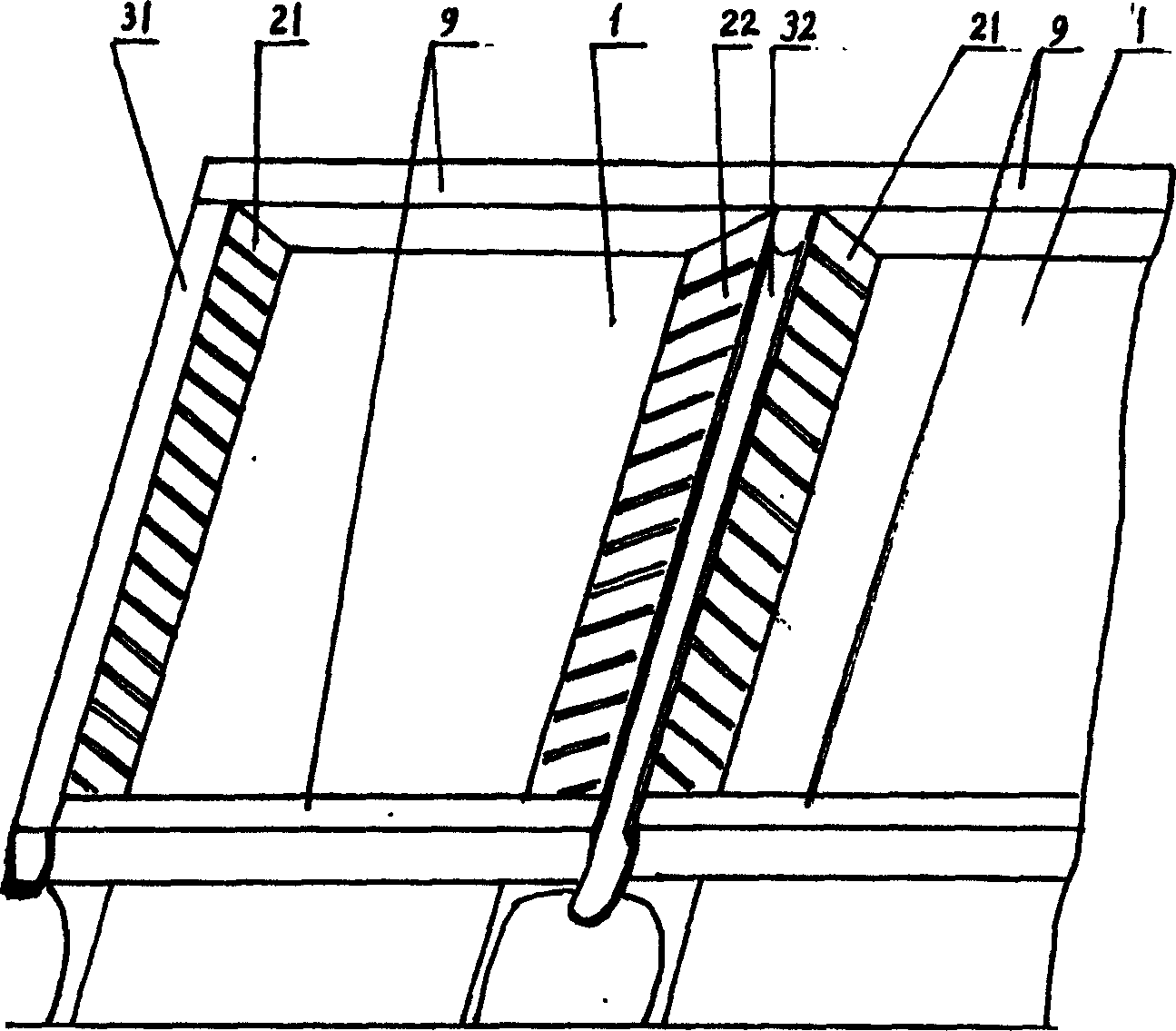 Device for industrial production of biomaggot