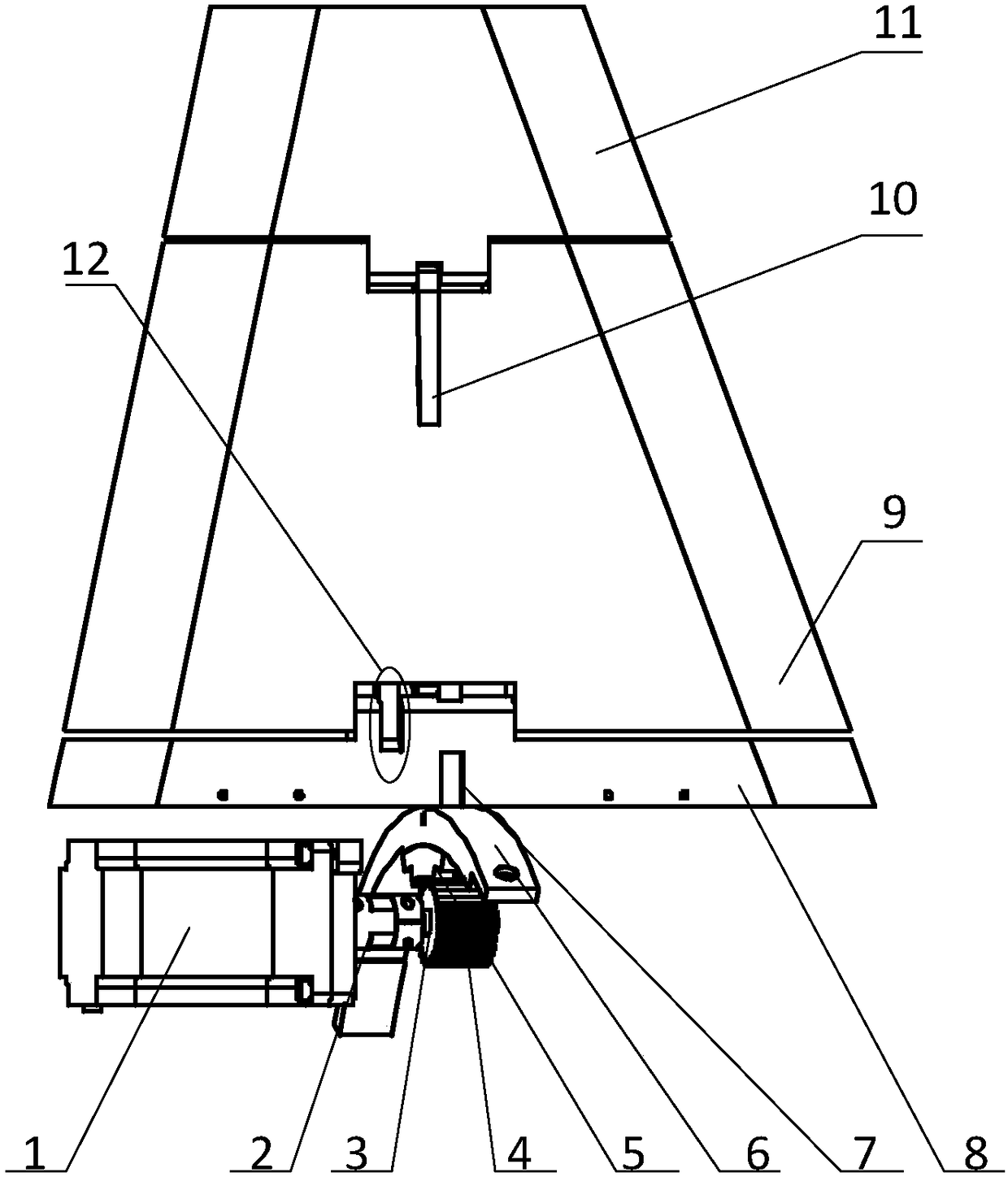 Single-power-source synchronous driving type secondary folding and unfolding mechanism for guided missile