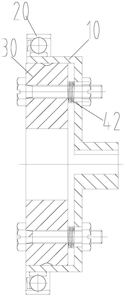 Stiffness compensation device, harmonic reducer and robot