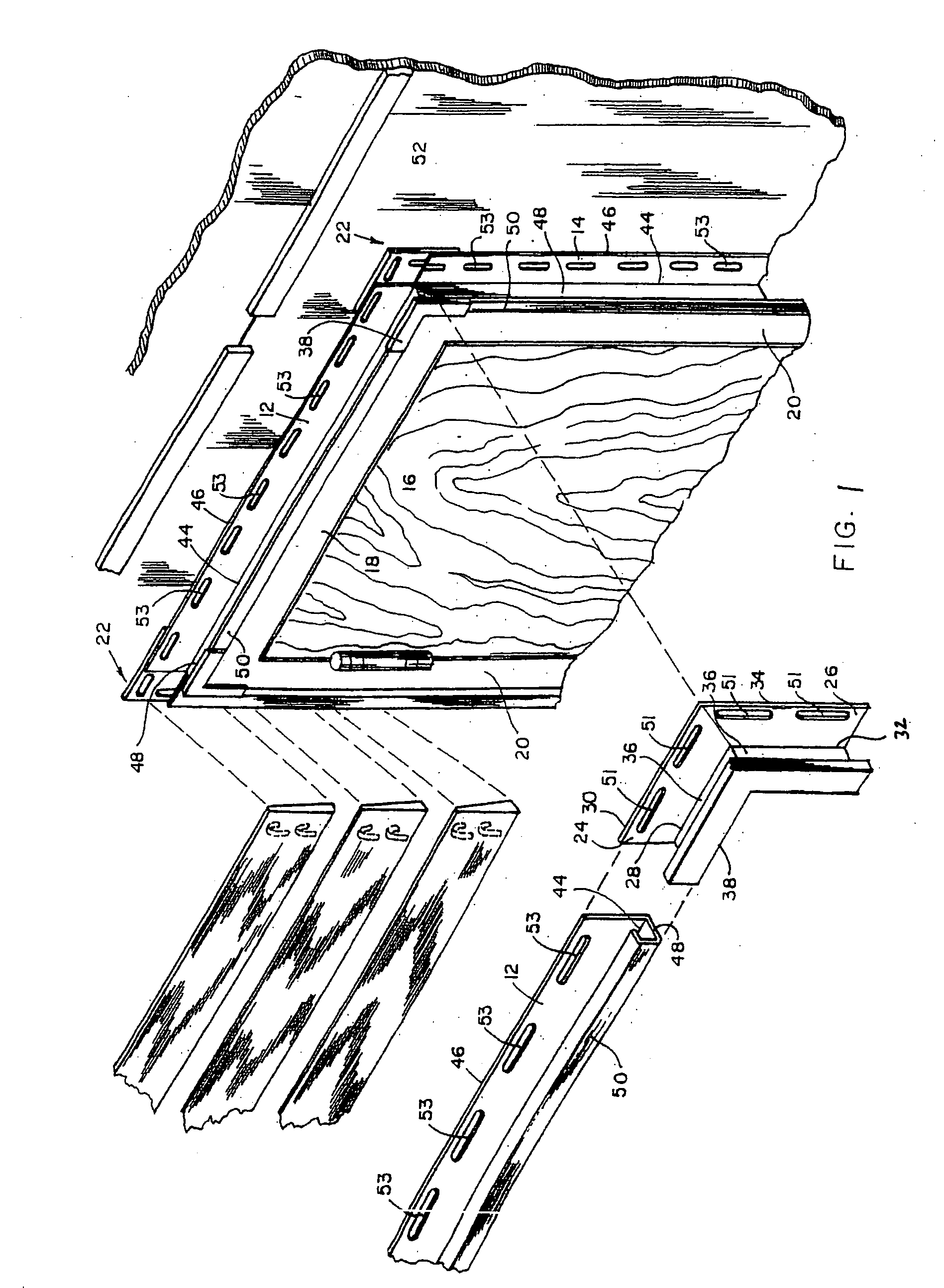 Overlapping corner piece for siding retainers