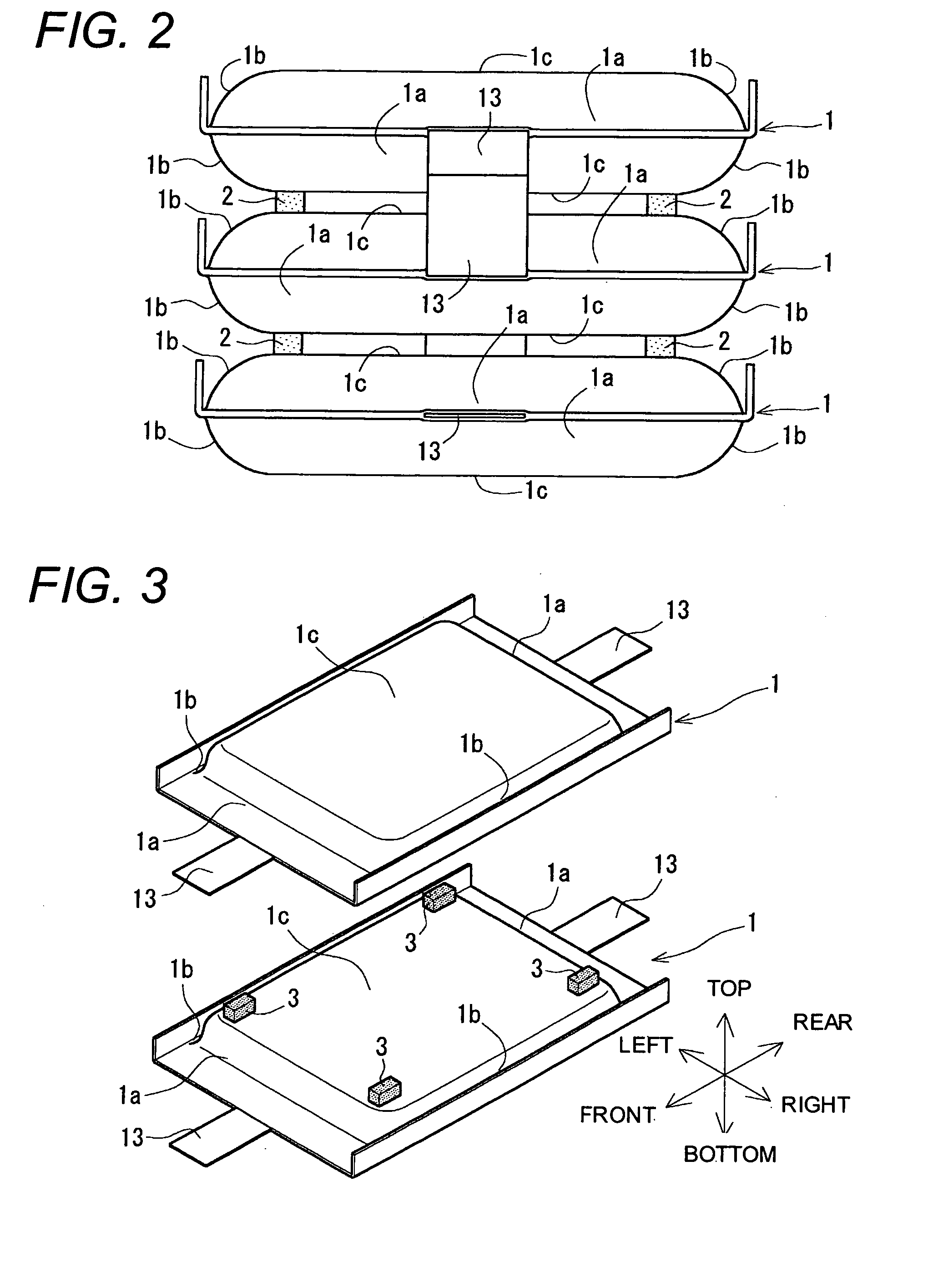 Assembled battery formed by stacking a plurality of flat cells