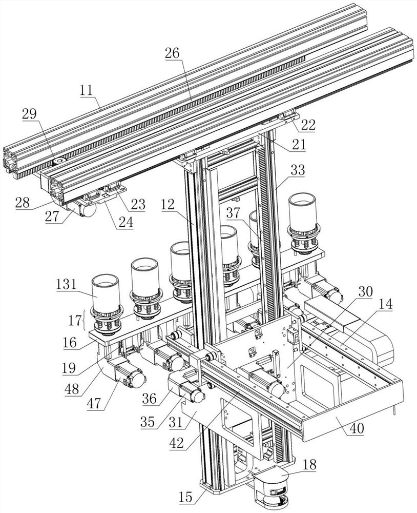 Equipment for automatically assembling and disassembling spinning components