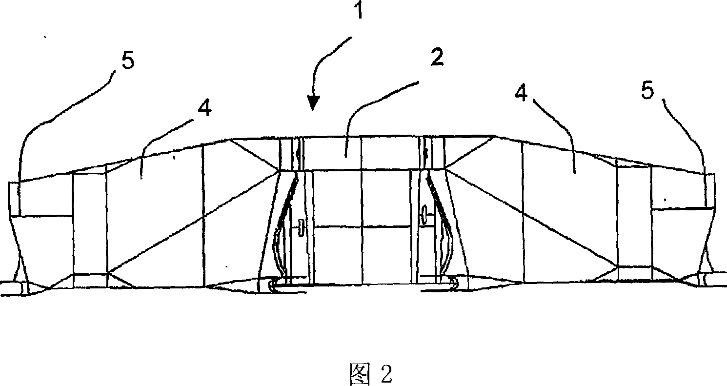 Crane lower body optimised for transport