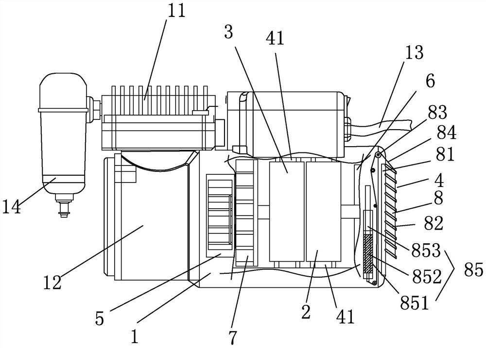 Air compressor with efficient heat dissipation capacity and control method thereof