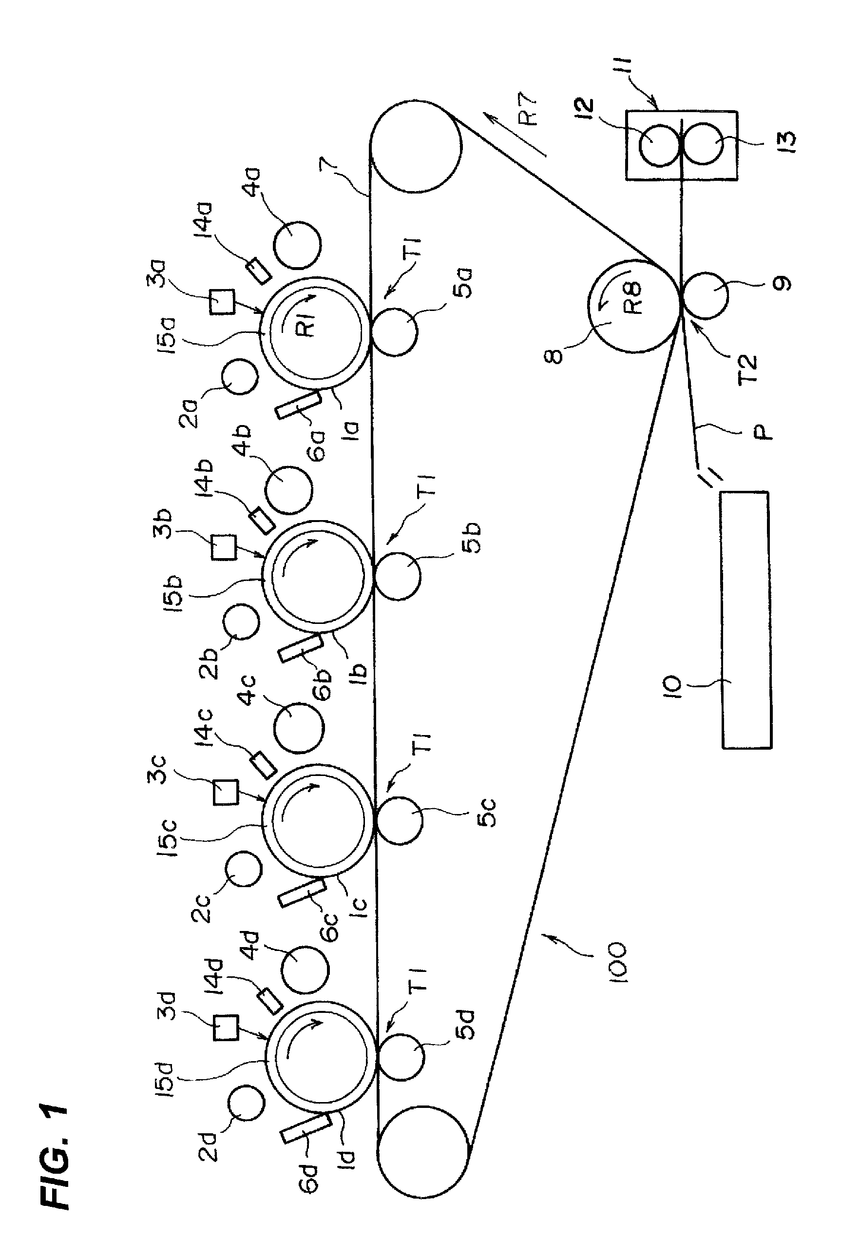 Development apparatus including a first developer member made of pure aluminum or an aluminum alloy and a second developer member of stainless steel