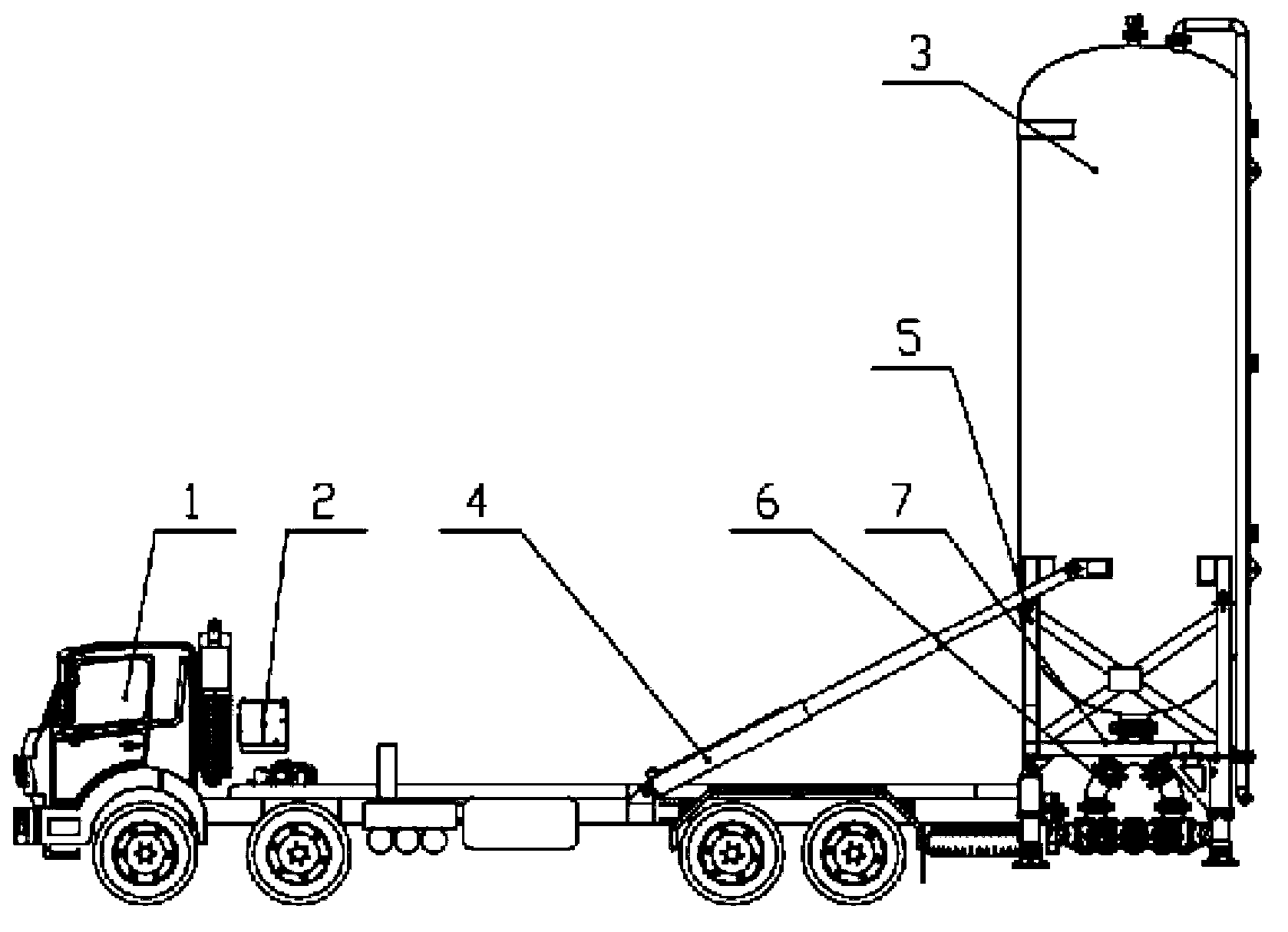 Fracturing sand mixing device