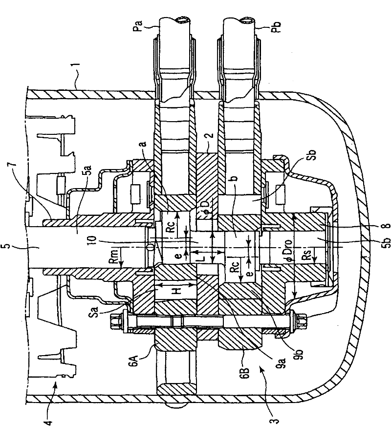 Rotary compressor and refrigeration cycle device with rotary compressor