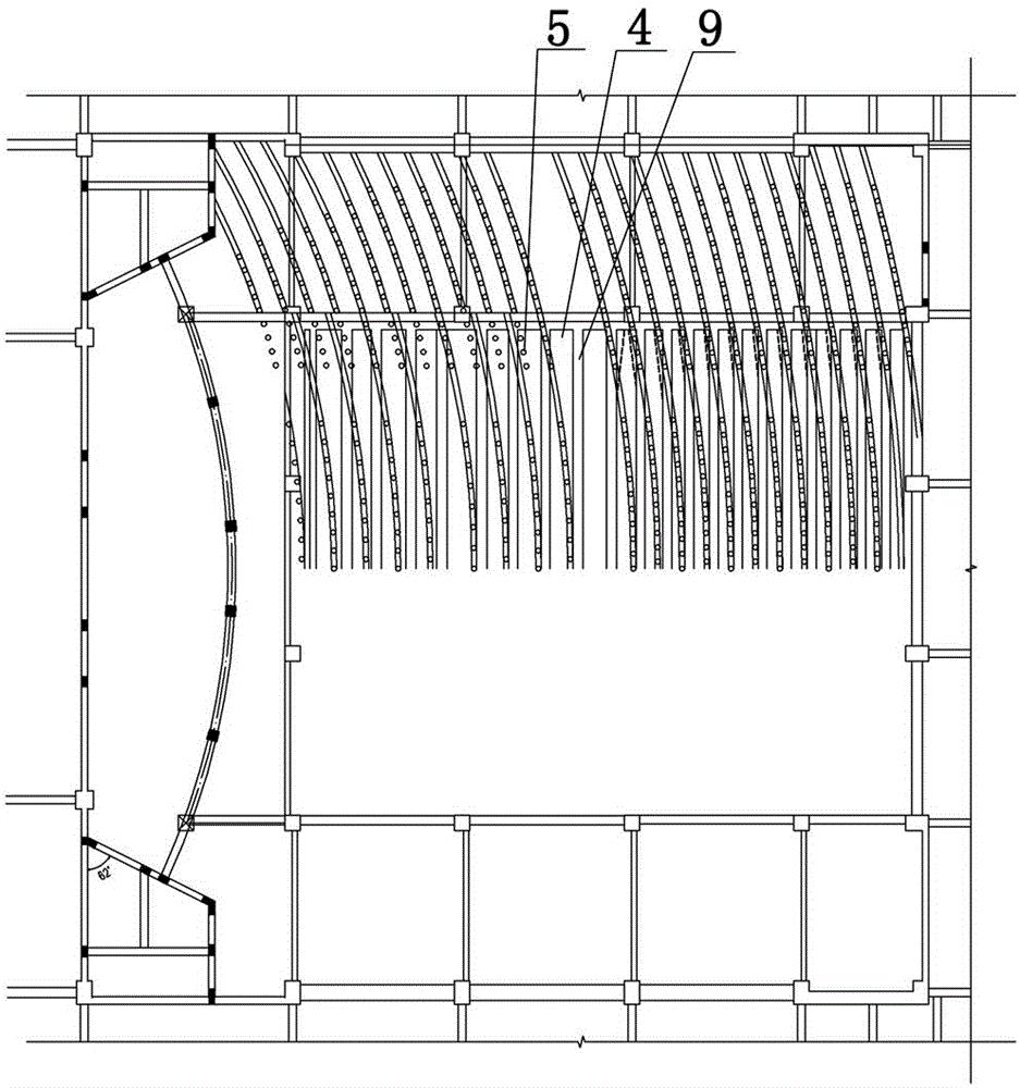 Theater type building seat ventilation hole cambered arrangement hollow inclined plate and construction method thereof