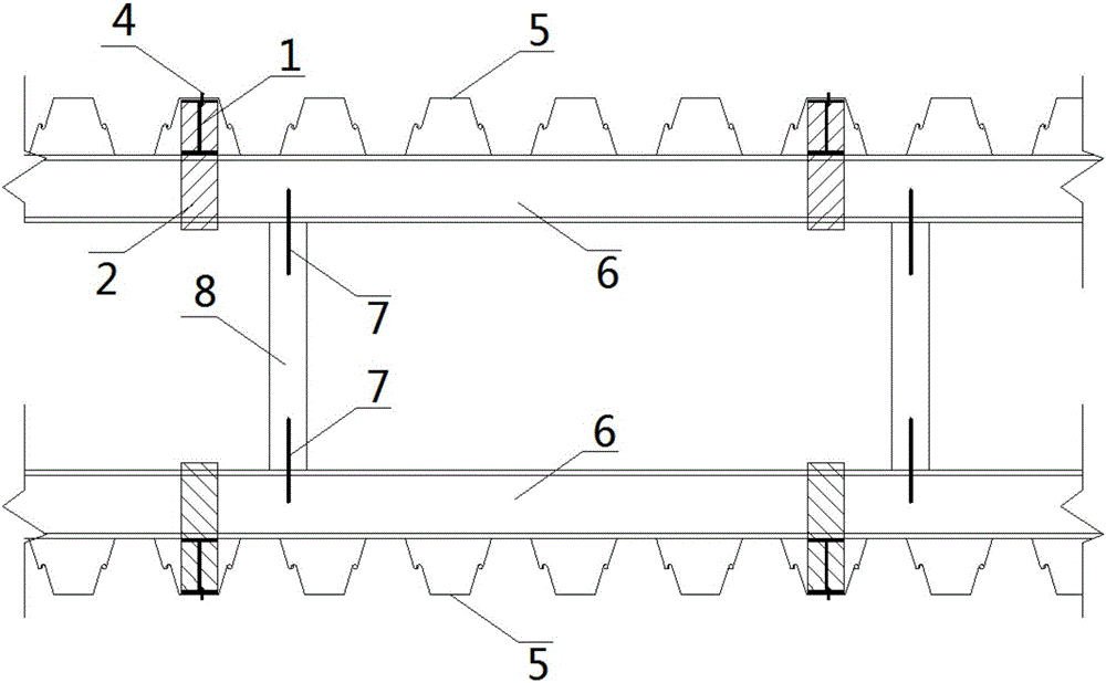 Bracket and construction method of deep trench support