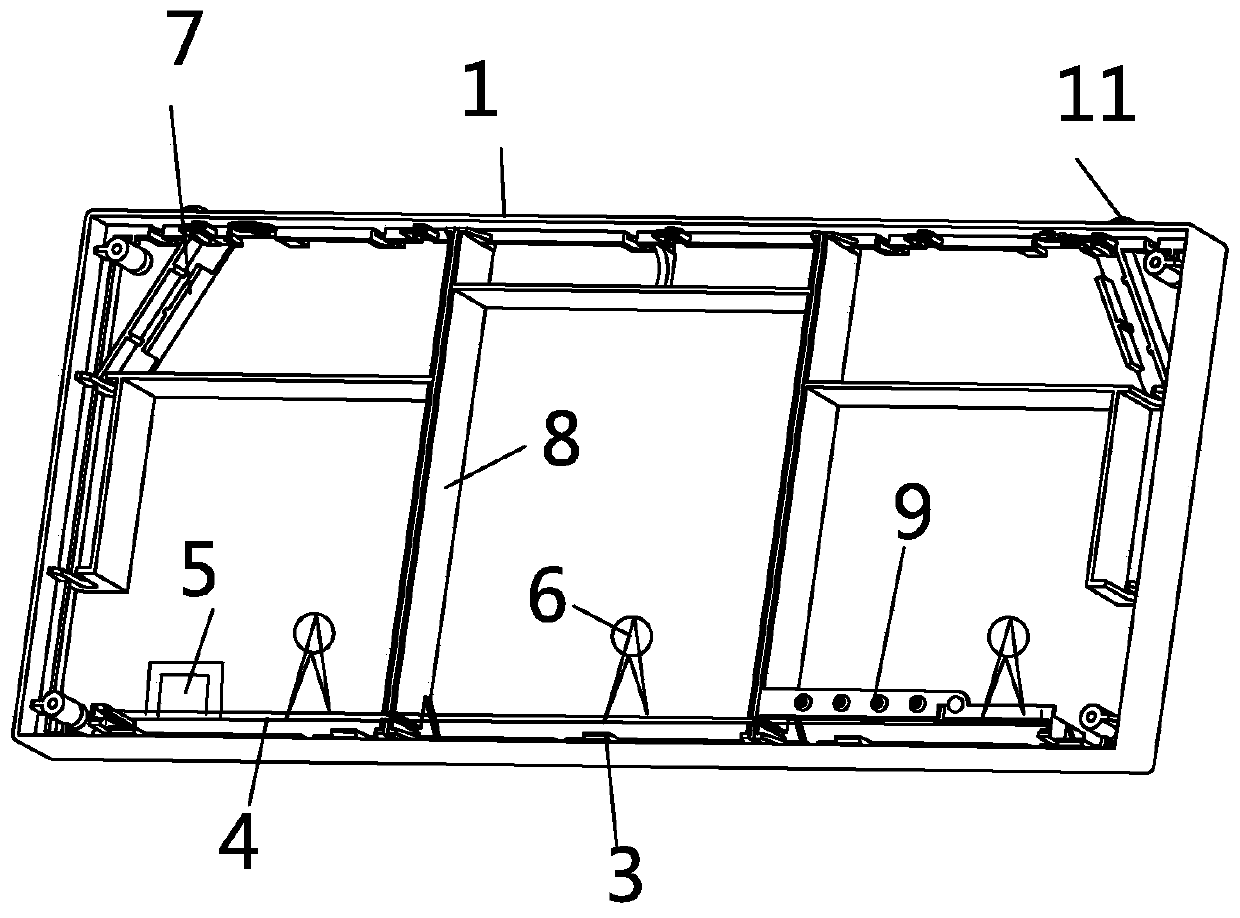 Identification lamp with multiple combination structures