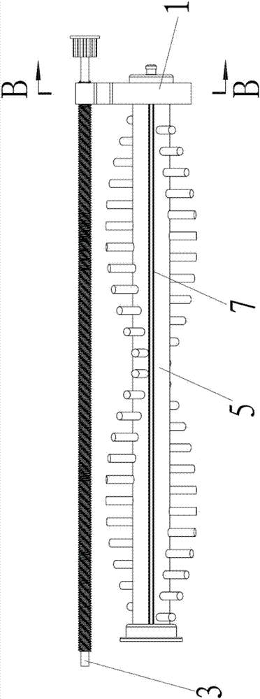 Rolling brush entanglement cutting device for cleaning appliance and cleaning appliance thereof