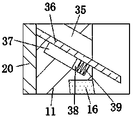 A water resource collection device for arid areas