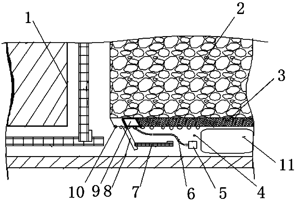 A method of filling and supporting beside gob-side entry retaining in thin coal seam
