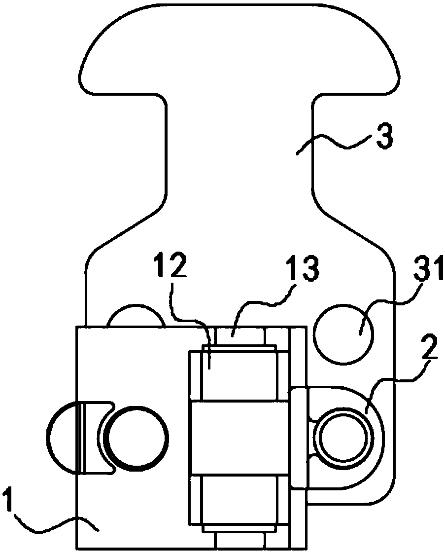 Lock hook horizontal adjusting device