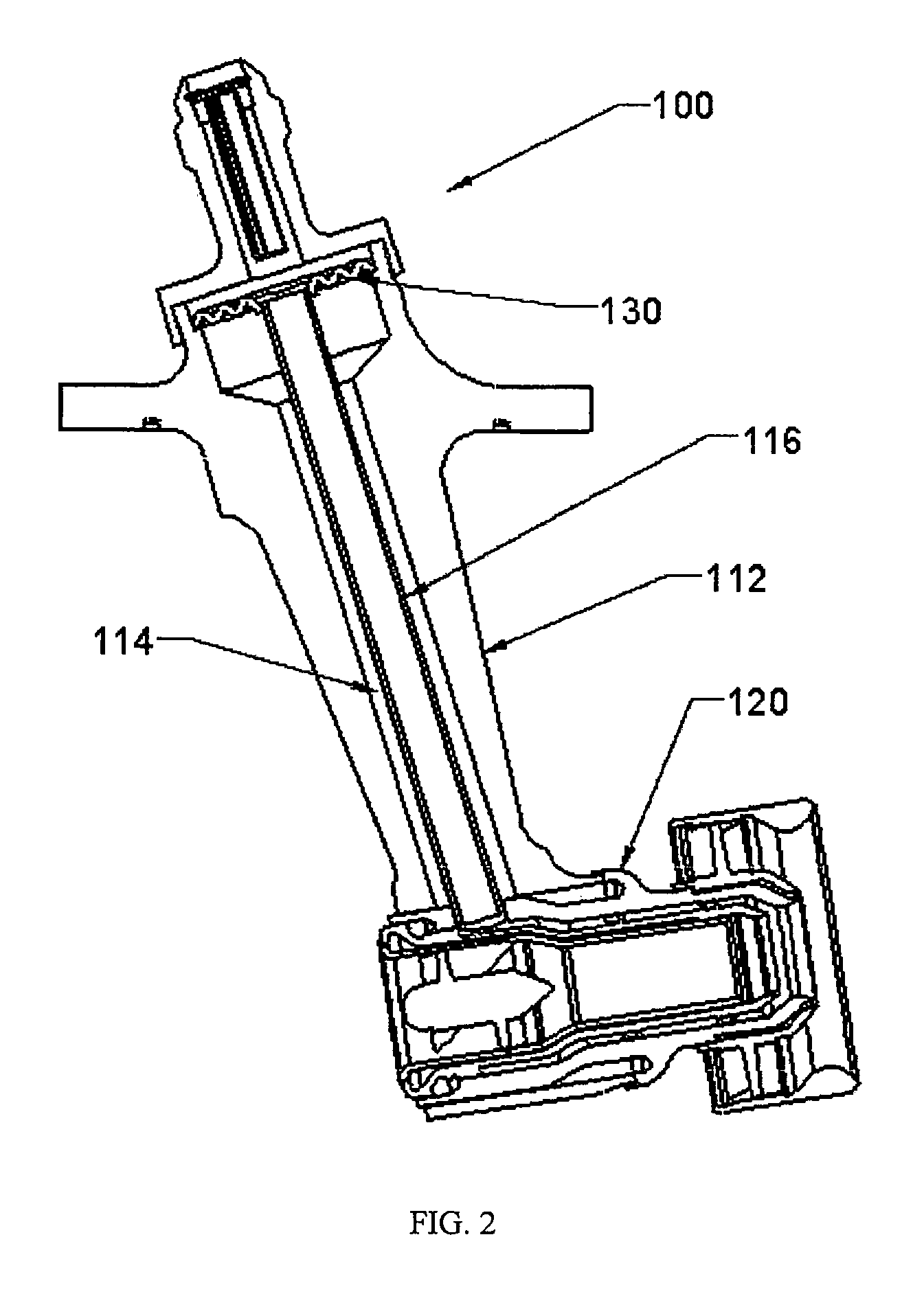 Apparatus and method to compensate for differential thermal growth of injector components