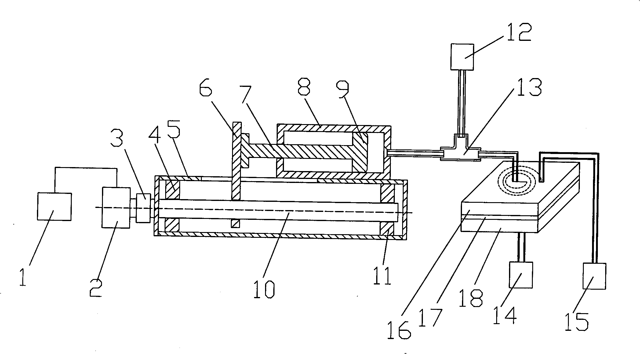 Blood separating device and separating method for filtering leucocyte